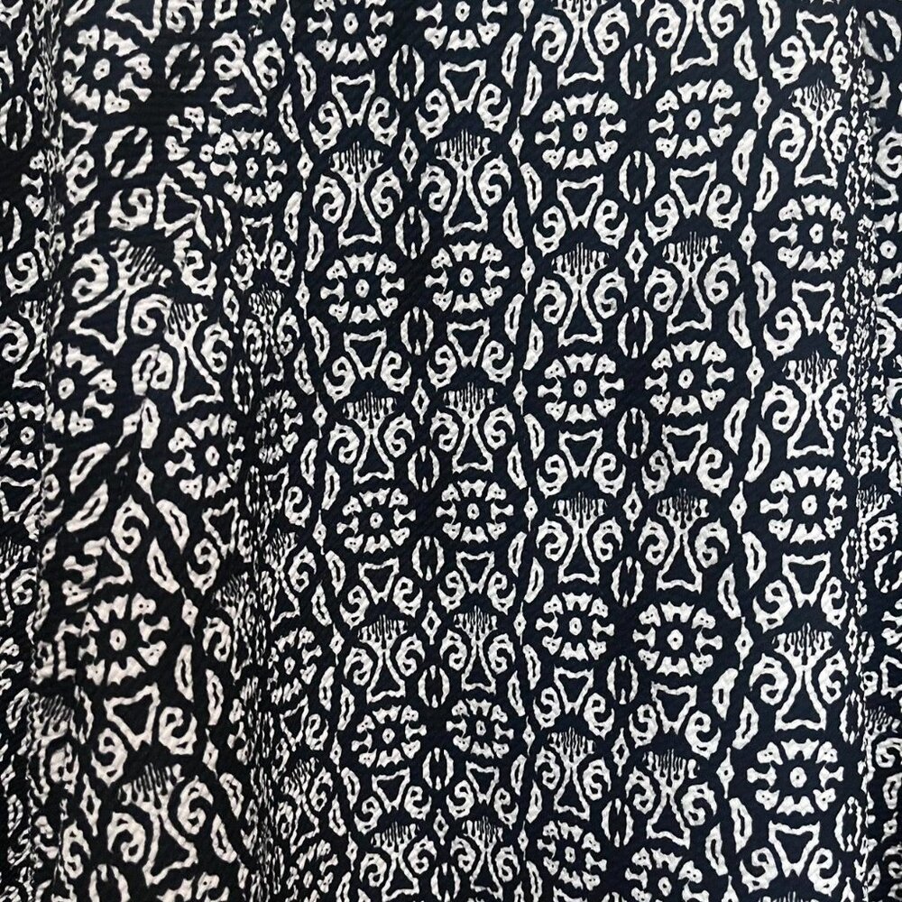 Aeropostale Women's‎ Black and White Boho Patterned Flare Mini Skirt - Picture 4 of 5
